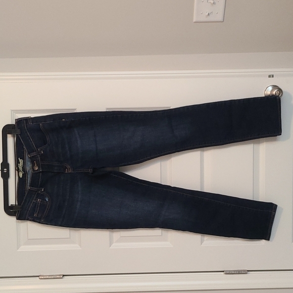 Old Navy Denim - 𝅺OLD Navy Sweetheart Straight Leg jeans sz 8
